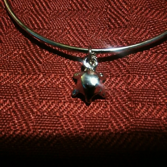 Charming turtle bracelet - Picture 2 of 3